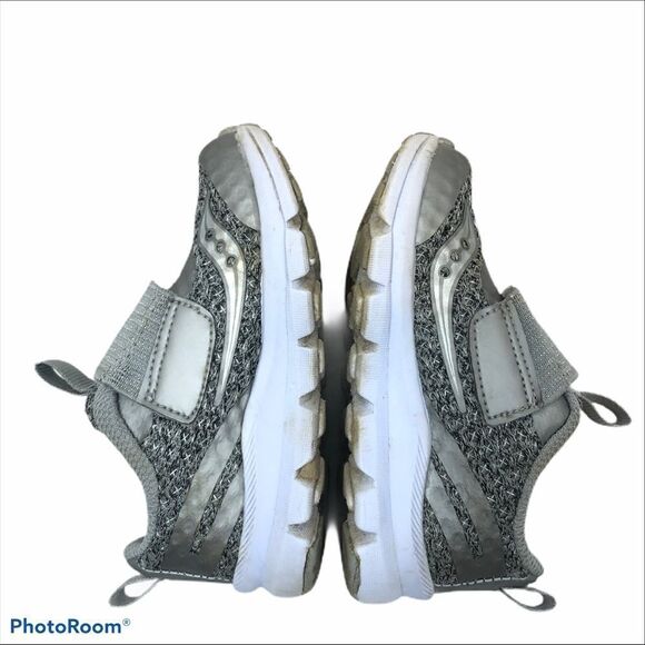 Girls Saucony Grey Liteform Low Tops Size 5 - Picture 9 of 10